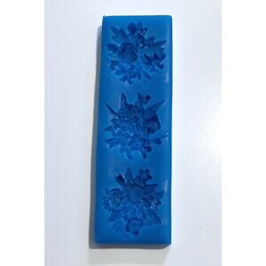 Floral Silicone Mold – 3 Flower Cluster Fondant / Resin / Chocolate Mold